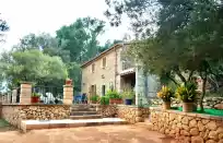 Holiday rentals in Sa tarongera