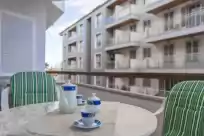 Holiday rentals in Curling