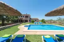 Holiday rentals in Casa campillos