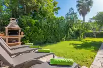 Holiday rentals in Can boi den cifre