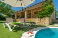 Holiday rentals in Casa el cipres