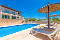 Holiday rentals in S'algueret