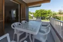 Holiday rentals in Cotton