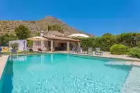 Holiday rentals in Ca'n coll