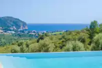 Holiday rentals in Cas garriguer