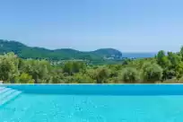 Holiday rentals in Cas garriguer