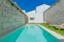 Holiday rentals in Can toni