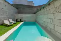 Holiday rentals in Can toni