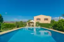 Holiday rentals in Can tut