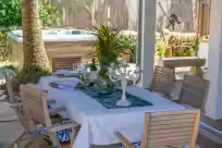 Holiday rentals in Cas pati (son moja)