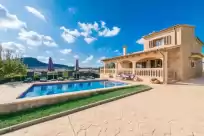 Holiday rentals in Solluna