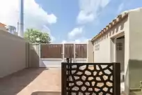 Holiday rentals in Anna