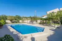 Holiday rentals in Pula viñas