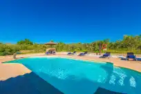 Holiday rentals in Villa coira