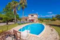 Holiday rentals in Son figuerola