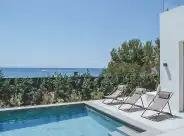 Holiday rentals in Can aria