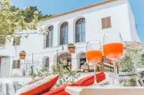 Holiday rentals in Villa reina
