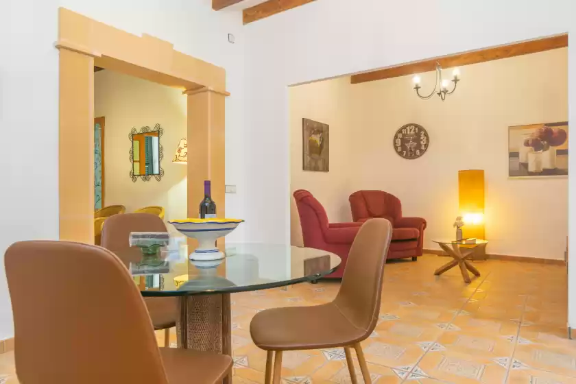 Holiday rentals in Sabatera, Inca