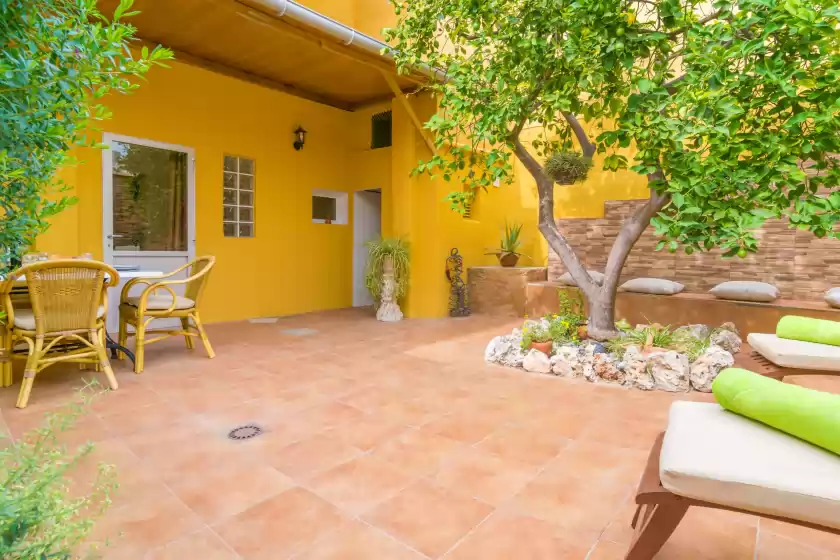 Holiday rentals in Sabatera, Inca
