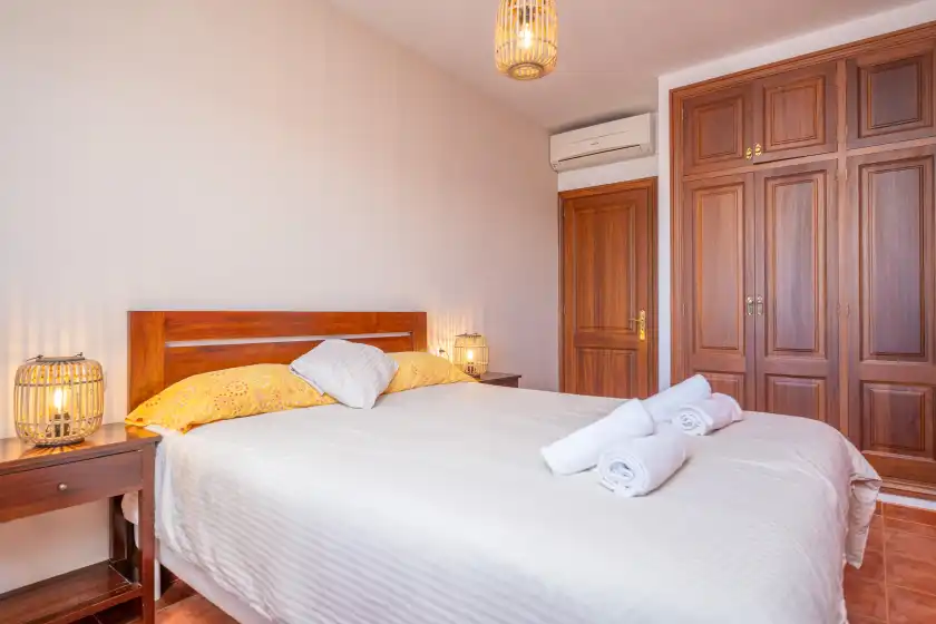 Holiday rentals in Son crestes, Sa Pobla