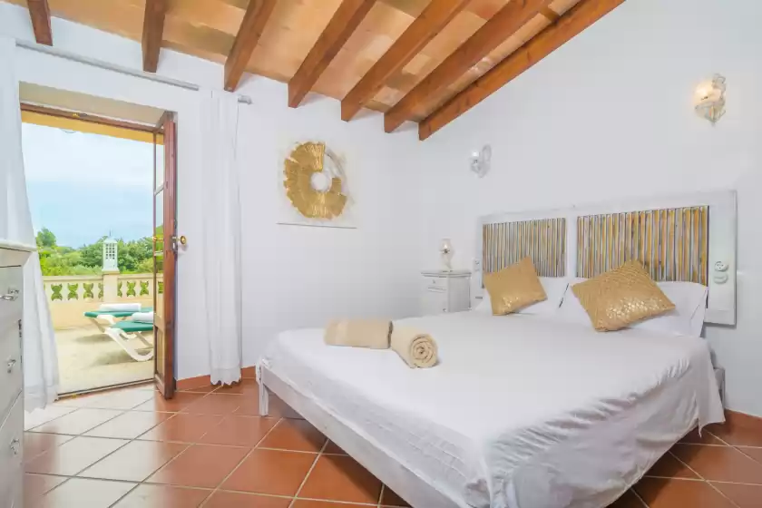 Holiday rentals in Es raco, Caimari