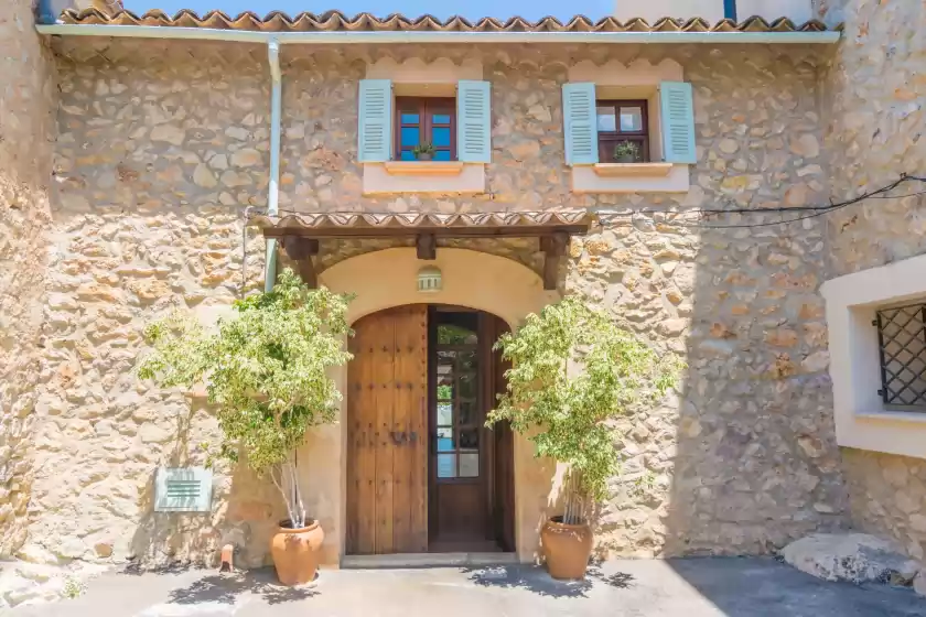 Holiday rentals in Es raco, Caimari