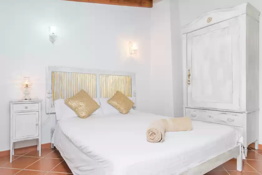 Holiday rentals in Es raco, Caimari