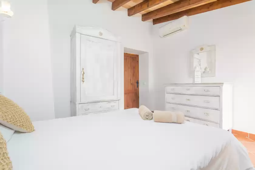 Holiday rentals in Es raco, Caimari