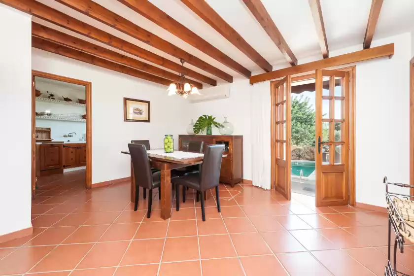 Holiday rentals in Es raco, Caimari