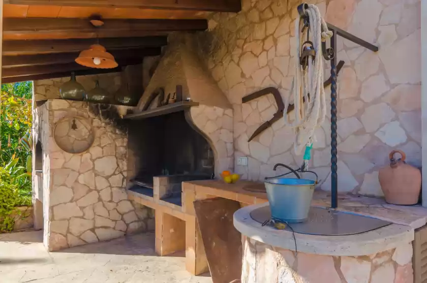 Holiday rentals in Es turó, es Llombards