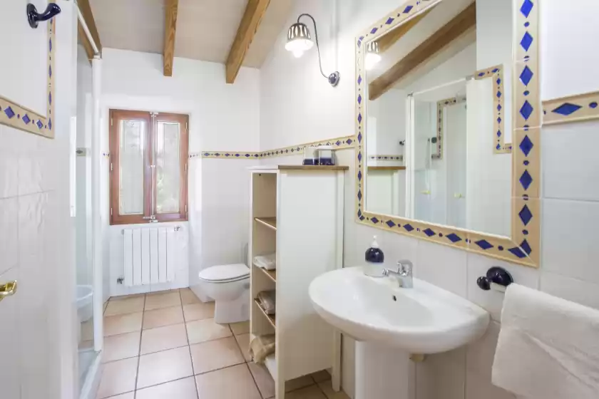 Holiday rentals in Es turó, es Llombards