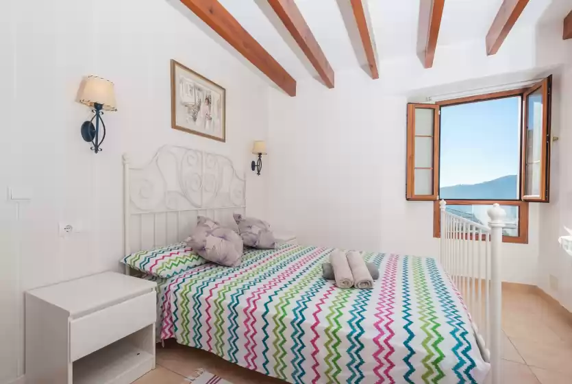 Holiday rentals in Elias neil house, Andratx
