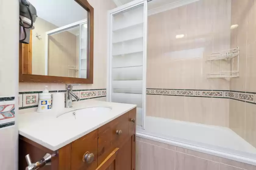 Holiday rentals in Elias neil house, Andratx
