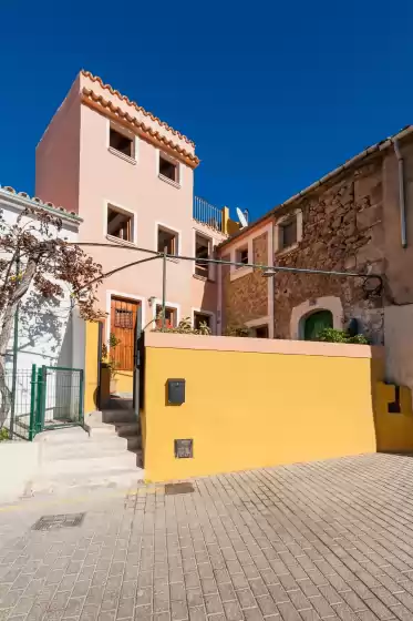 Holiday rentals in Elias neil house, Andratx