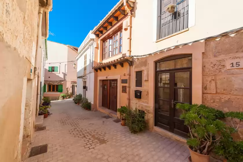 Holiday rentals in Elias neil house, Andratx