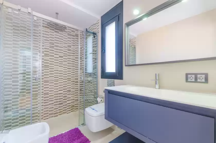 Holiday rentals in La primera, sa Torre