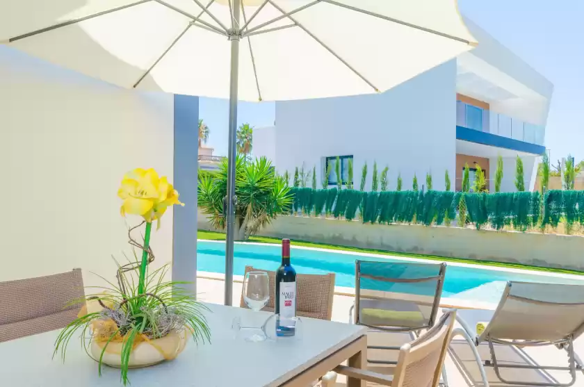 Holiday rentals in La primera, sa Torre