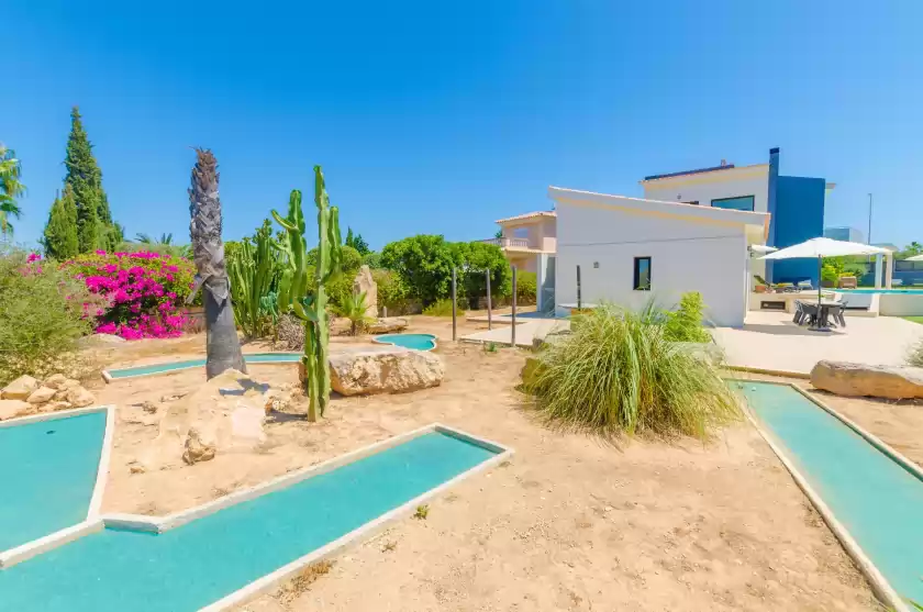 Holiday rentals in La primera, sa Torre