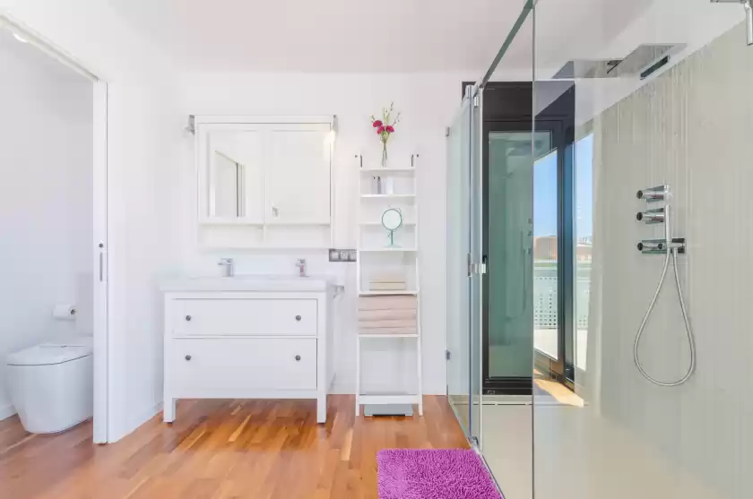Holiday rentals in La primera, sa Torre