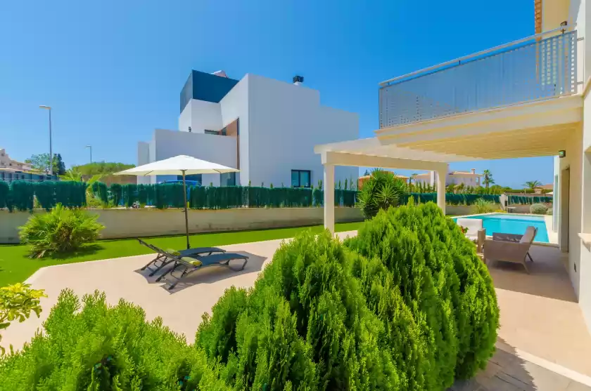 Holiday rentals in La primera, sa Torre