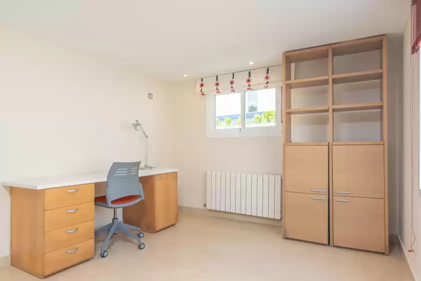 Holiday rentals in Romaní, Can Picafort