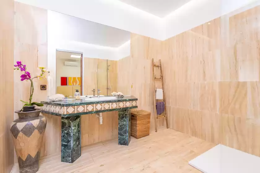 Holiday rentals in Sa verdera, Maria de la Salut