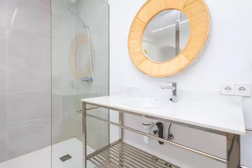 Holiday rentals in Sa verdera, Maria de la Salut