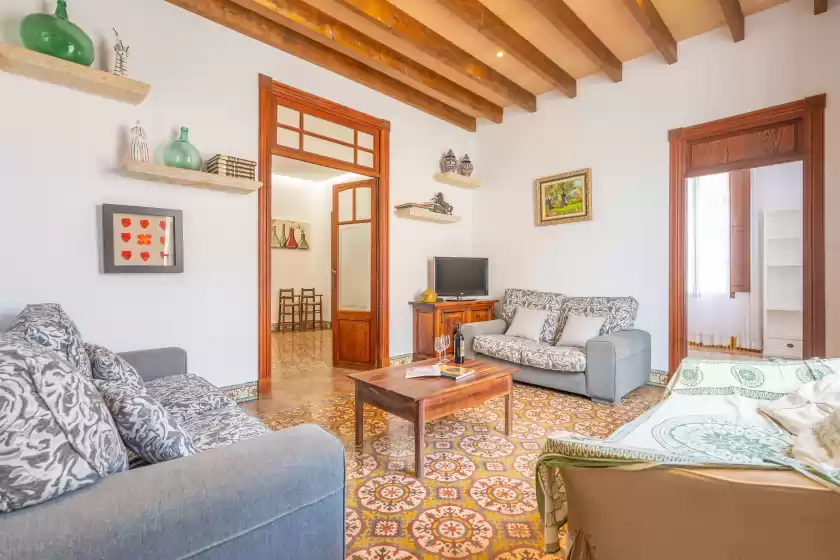 Holiday rentals in Sa verdera, Maria de la Salut