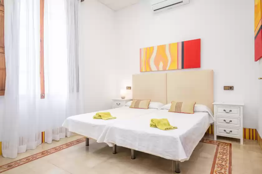 Holiday rentals in Sa verdera, Maria de la Salut