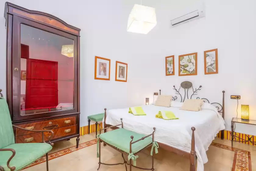Holiday rentals in Sa verdera, Maria de la Salut