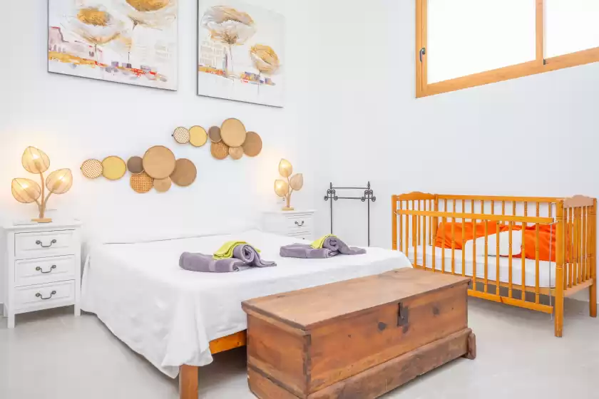 Holiday rentals in Sa verdera, Maria de la Salut