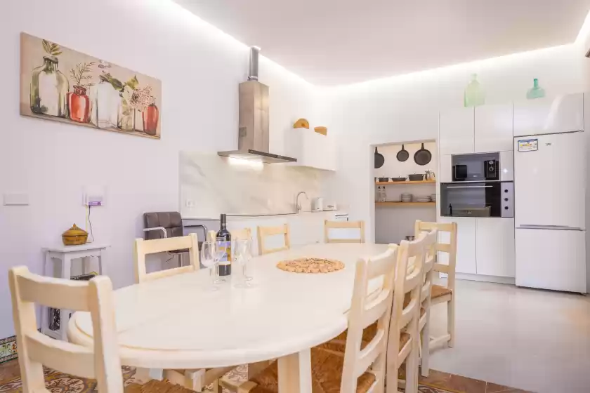 Holiday rentals in Sa verdera, Maria de la Salut