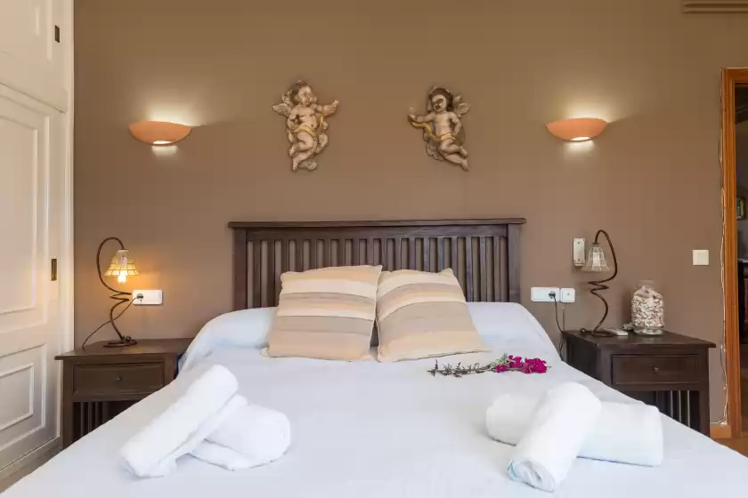 Holiday rentals in Can marçal, sa Indioteria