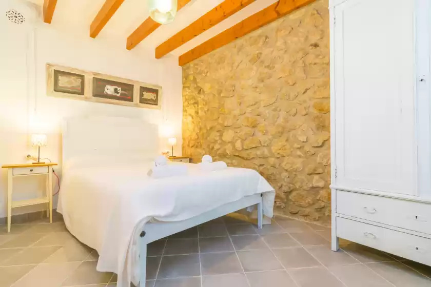 Holiday rentals in Sa casa de ses bicicletes, Caimari